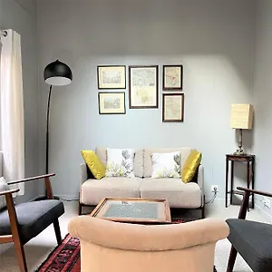Maison Exceptionnelle, Campagne A France